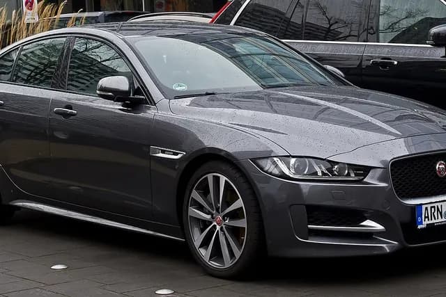 Jaguar XE