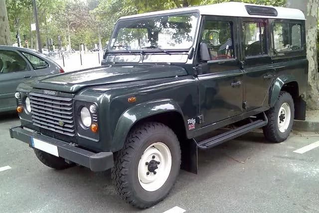 Land Rover Defender